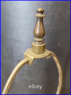 1920s-1930s Houze/Akro Agate Custard Slag Glass Table Lamp Art Deco Skyscraper