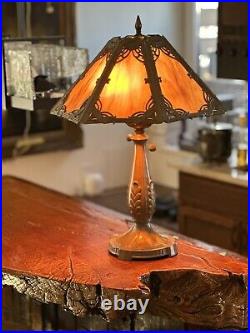 22 H Dale Tiffany Style Slag Glass Table Lamp /very Heavy Lamp