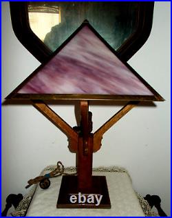 ANTIQUE ARTS & CRAFTS/MISSION STYLE OAK TABLE LAMP WithPLUM SLAG GLASS SHADE