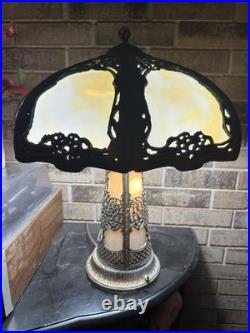 ANTIQUE ART NOUVEAU/DECO Slag Glass Lamp with Rare Lighted Base Oversized ANTIQUE ART NOUVEAU/DECO Slag Glass Lamp with Rare Lighted Base Oversized