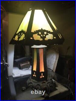 ANTIQUE ART NOUVEAU SLAG GLASS TABLE LAMP W LIGHTED BASE Hexagonal Shade 33 H