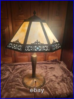Antique 16 Panel Slag Glass Table Lamp Ornate Top