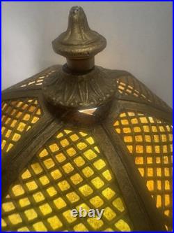 Antique 1900s Bradley & Hubbard Filigree Metal & 6 Slag Glass Panels Table Lamp Antique 1900s Bradley & Hubbard Filigree Metal & 6 Slag Glass Panels Table Lamp