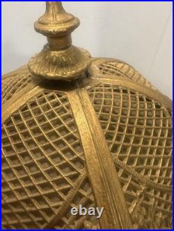 Antique 1900s Bradley & Hubbard Filigree Metal & 6 Slag Glass Panels Table Lamp Antique 1900s Bradley & Hubbard Filigree Metal & 6 Slag Glass Panels Table Lamp