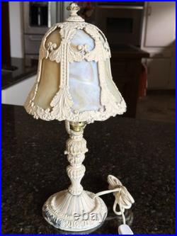 Antique 1920s Salem Bros Bell Shaped Slag Glass Boudoir Lamp 16H Ivory Metal