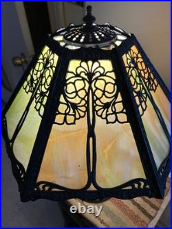 Antique 6 Panel Slag Glass Table Lamp