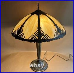 Antique American Arts & Crafts Bronze Slag Glass 8 Panel Table Lampe