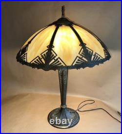 Antique American Arts & Crafts Bronze Slag Glass 8 Panel Table Lampe
