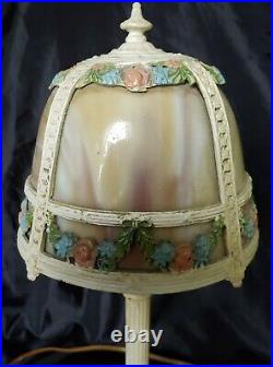 Antique Art Nouveau BANDED PANELS CARAMEL SLAG GLASS BOUDOIR LAMP ROSES GARLAND