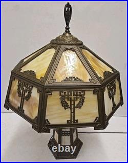 Antique Arts & Crafts 18 Panel Caramel Slag Glass Lamp With Lighted Base Miller Antique Arts & Crafts 18 Panel Caramel Slag Glass Lamp With Lighted Base Miller