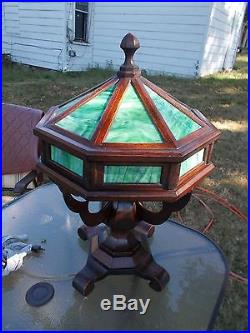 Antique Arts/ Crafts Mahogony 8 Panel Lamp (Green Slag Glass Panels)