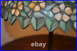 Antique Arts & Crafts Unique Leaded Lamp Periwinkle Slag Glass Lamp