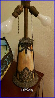 Antique Caramel and blue slag glass Table Lamp Top Bottom Lights Up