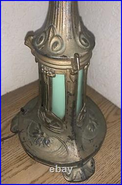 Antique Green Slag Glass Lighted Table Lamp Base Miller