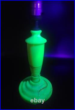 Antique HouzeX Green Slag Glass Table Lamp Houze 1928 Glows Works Uranium