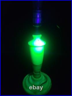Antique HouzeX Green Slag Glass Table Lamp Houze 1928 Glows Works Uranium