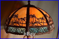 Antique Howard Miller Scenic Desert Palm Slag Glass Lamp Working Excellent