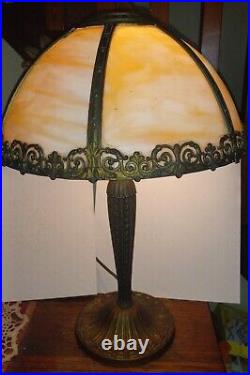 Antique Miller Lamp Co. Arts & Crafts 6 Panel Carame Swirl Slag Glass Table Lamp