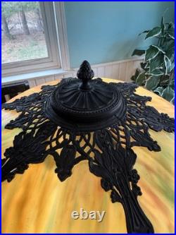 Antique Slag Glass Lamp With Base That Lights Up