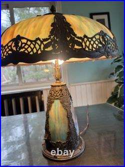 Antique Slag Glass Lamp With Base That Lights Up Antique Slag Glass Lamp With Base That Lights Up