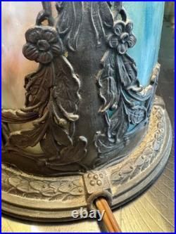 Antique Slag Glass Lamp With Base That Lights Up