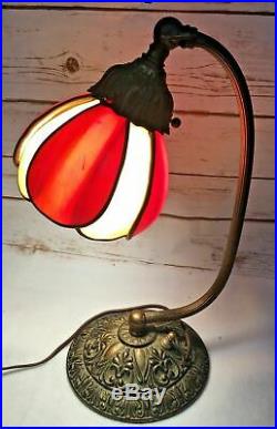 Antique Vintage Beautiful Water Lilly Goose Neck Slag Glass Lamp 15 High