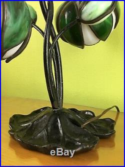 Art Nouveau Slag Glass Water Lily Desk Lamp
