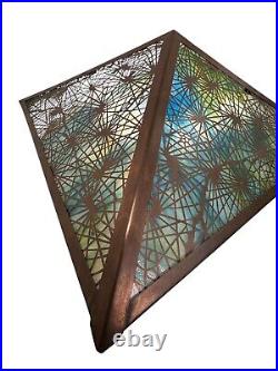Arts & Crafts Mission Reviere Style Slag Glass Table Lamp Pine needles & Cones