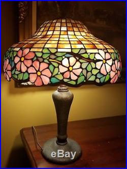 Arts&Crafts, Nouveau, Signed Handel Leaded Stained Slag Glass Mushroom Table Lamp