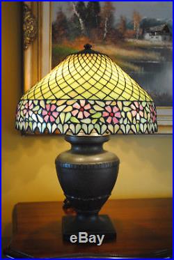 Arts&Crafts, Nouveau, Signed Handel Leaded Stained Slag Glass Table Lamp
