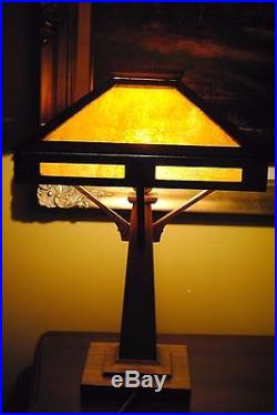 Arts & Crafts Stickley, Mission, Brown, Craftsman Era Oak Stained Slag Glass Lamp