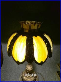 Arts and Crafts Antique 31 Barberry Bradley Hubbard Slag Glass Table Lamp B&H