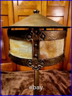 Arts and Crafts Antique Slag Glass Table Lamp