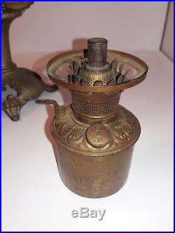 BRADLEY & HUBBARD MINIATURE BANQUET LAMP UNIQUE ANTIQUE SLAG GLASS Late1890's