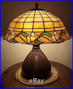 Bradley & Hubbard Arts & Crafts Leaded Slag Stained Glass Lamp Handel Era