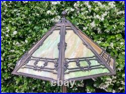 Bradley & Hubbard Lamp Antique Lighting Slag Glass Metal Overlay Table Lamp