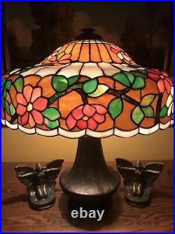 Bradley Hubbard Leaded Slag Glass Arts Crafts Vintage Antique Lamp Handel Era