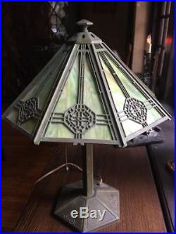 Bradley & Hubbard Prairie School 1910 Arts & Crafts green slag glass lamp NICE