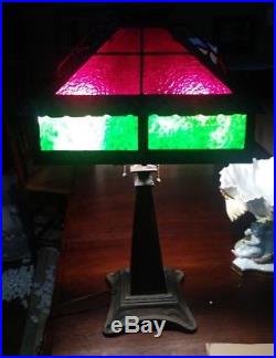 Bradley and Hubbard arts and crafts two-tone slag glass table lamp