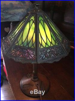 Bradley hubbard antique slag glass arts crafts mission handel era desk lamp nr