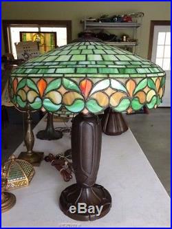 Bradley hubbard antique slag glass arts crafts mission handel era desk lamp nr