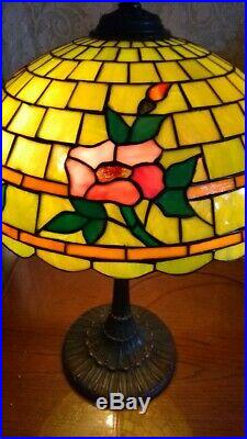 Excellent WILKINSON leaded glass lamp Handel Tiffany arts crafts slag Duffner