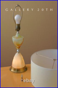 GORGEOUS! SLAG GLASS MCM TABLE LAMP LIGHT UP BASE VTG 50S 60s ATOMIC MID CENTURY