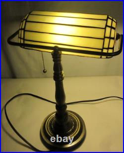 Golf Theme Stained Glass Lamp Vintage Slag Glass Desk Bankers Golfer Lamp