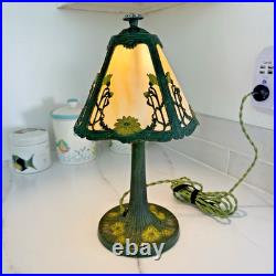 Lamp Slag Glass Antique Black Eyed Susan Daisy Floral Art Nouveau Table Lamp Lamp Slag Glass Antique Black Eyed Susan Daisy Floral Art Nouveau Table Lamp