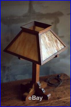 Mission Oak Arts and Crafts Table Lamp, Caramel Slag Glass Light Shade 23