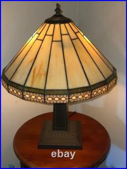 Mission Style 23 Table Lamp With Slag Glass Shade