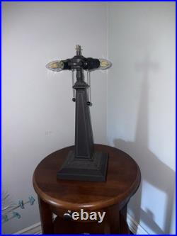 Mission Style 23 Table Lamp With Slag Glass Shade