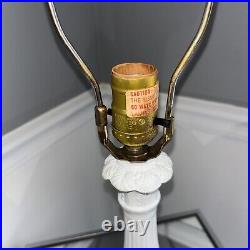 Painted Iron 6 Panel Slag Glass 21.5Table Lamp Light. White. Vintage