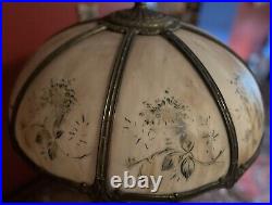 Quality Antique 8-Panel Large 21 In. Diameter Shade Slag Glass Table Lamp